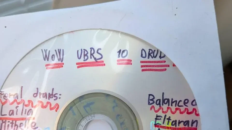 À 12 ans, il grave un raid WoW à 10 Druides sur CD et le retrouve 20 ans plus tard